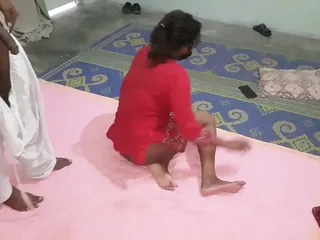 Pakistani Do Ladko Ne Ek Heera Mandi Lahore Randi Baaz Ladki Ko Pakad Ke Bahar Bahar Uski Gand Mari Full Hot Sex Video