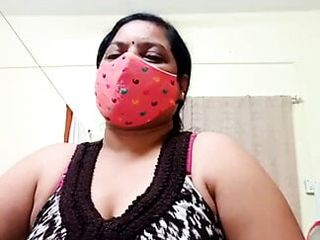 Desi Indian Divya Aunty’s Webcam Video – Desi Indian Married Aunty Videos