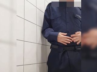 Security Guard masturbate and cum lot