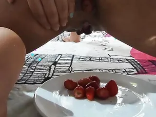 Strawberry, Cam Girls, Rough Anal, Squirting