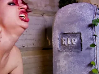  video: Gothic bitch fucked by soldier in cemetery