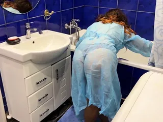 Milf Takes A Bath And Waits For To Be Removed And...