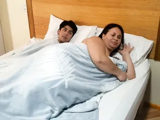 Family Sex, Brother and Step Sister in Bed, My Step Mommy, Latina