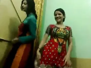 Pakistani Hot Not Aunties Enjoy Dance