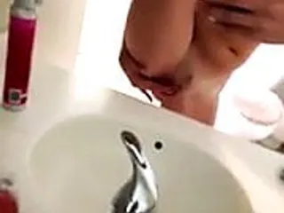 Alleged Aubrey Plaza Masturbating Selfie Compilation