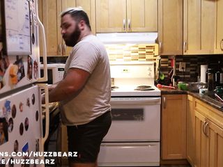 Daddy bears the kitchen...