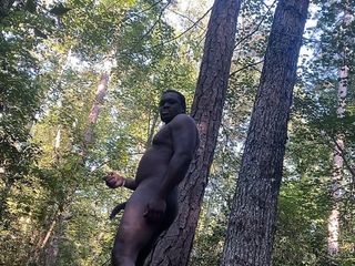 Bubble butt man outdoor nude