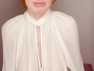 Horny Redhead Mom Teasing You with Her Perfect Body