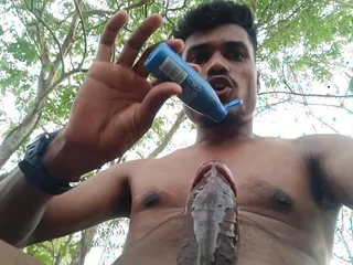Indian Desi boy jordiweek Jungle me Oil ke sath lond ka massage korne pahucha