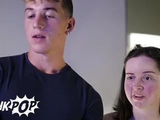 Joey Mills &amp; Felix Fox Go To The Cinema With Their Gf&#039;s But They End Up Getting Fucked Together - Twink Pop