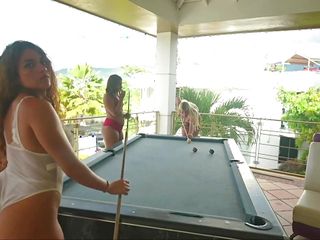 We play billiards and the loser has to suck the winner&#039;s pussy - GGmansion