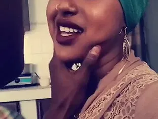 Girl Cums, Somali Girl, Cum, Friends