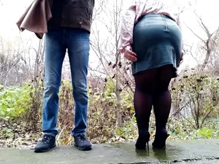 Son-in-law strokes mother-in-law&#039;s fat ass while she pees outside