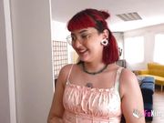 Amateur redhead babe Mei didn't expect to have so much fun with Don Jorge