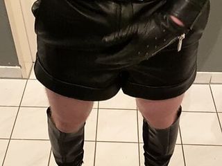Sissy Laura Cumshot In Leather Shorts And Boots
