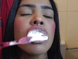 Black girl teeth brushing fetish!