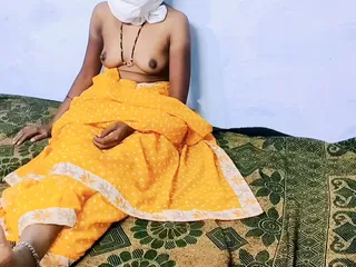 Desi Indian Village Couple Have Sex At Midnight In Yellow Sari