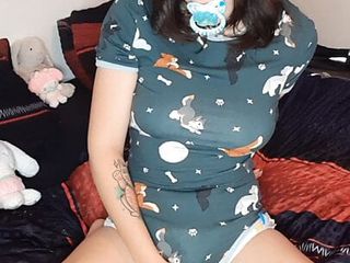  video: Abdl pup using magic wand on her wet diaper