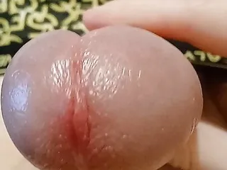 Daddy raw and naked masturbating with...