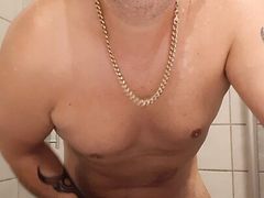 quick fun in the shower with a small dick