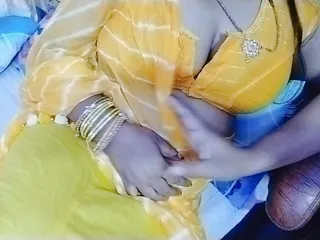 Indian Aunty Sex with Boyfriend, Hot Boobs, HotGirl21, Desi Village Aunty