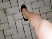 AsiaSHE walking heels at night