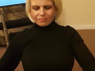 Cougar, Wife, Blowjobs, Cheating Wife