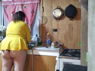 Chubby Stepmommy Un Kitchen