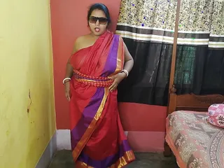 Desi Bhabhi, Hottest, Juicy, Big Ass Indian Aunty