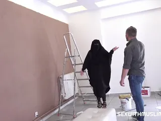 Muslim Girl Shags With Lazy Painter