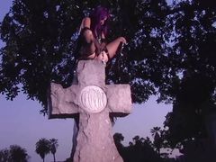 Gothic girls fuck at cemetery