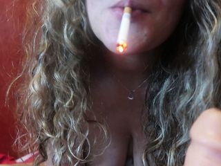  video: CLOSE-UP sloppy blowjob WHILE I SMOKE A CIGARETTE (SMOKING FETISH)