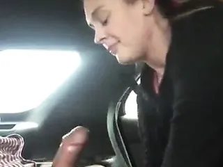 White Girl Sucks Giant Bbc In Car
