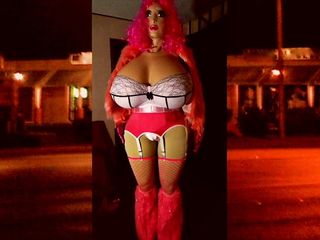 Pink Juggsy In 44 R Cup Bra