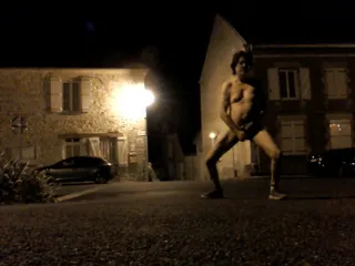 Full Nude Walking And Wanking On The Streets At Night