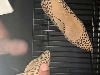Cumshot in co worker cheetah heels...