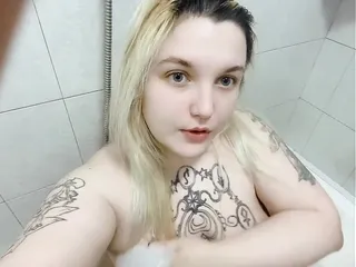 Curvy girl masturbating bathroom and sucking...