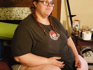 Wendys stepdaughter in for big cock...